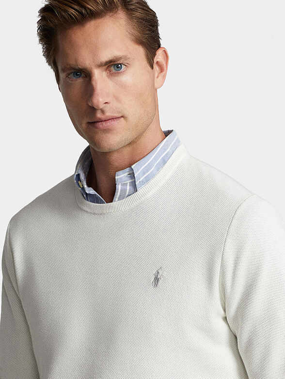 White cotton sweater with round neck - 4