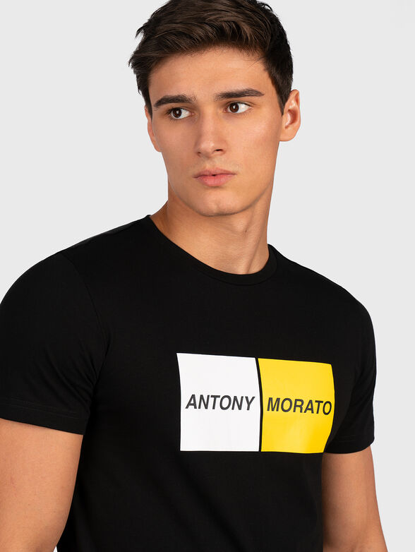 Black T-shirt with logo print - 3