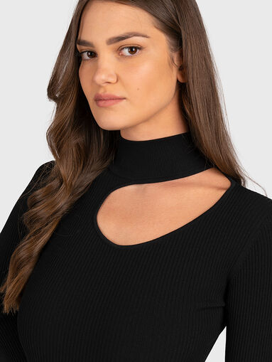 Mini knitted dress with cut-out effect - 4