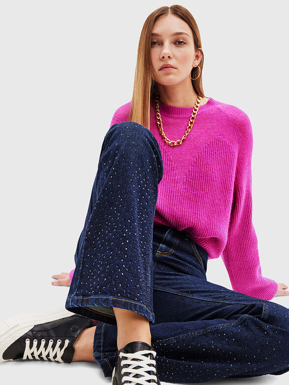 Jeans with rhinestone details - 3