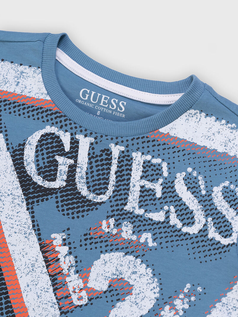 Blue T-shirt with print - 3