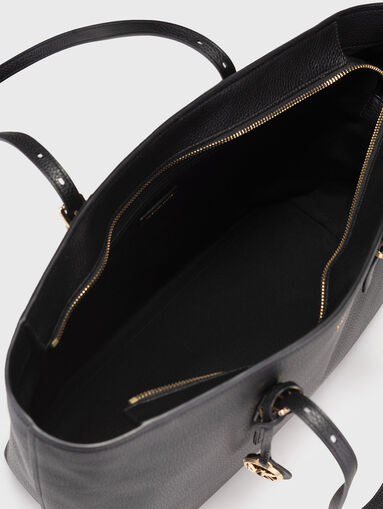 Large leather bag with logo - 5