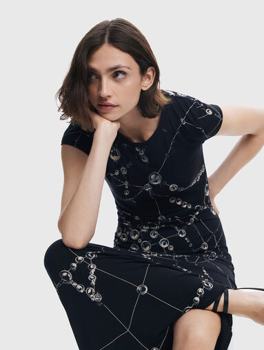 Maxi dress with oval neckline and print - 4