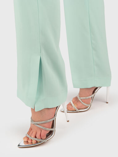 Trousers with high waist and wide legs - 4