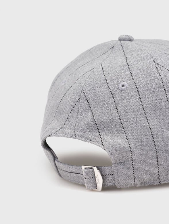 Gray baseball cap - 4