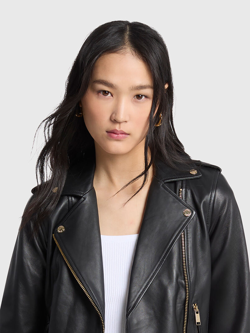 Black jacket - 3