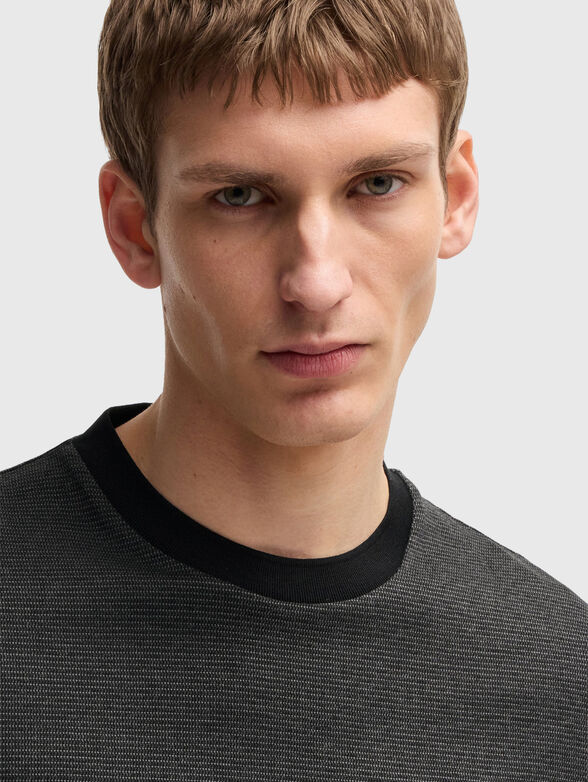 Cotton T-shirt with oval neckline - 4