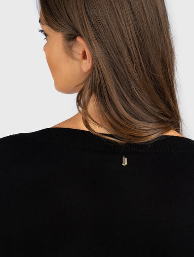 Sweater with rhinestones - 4