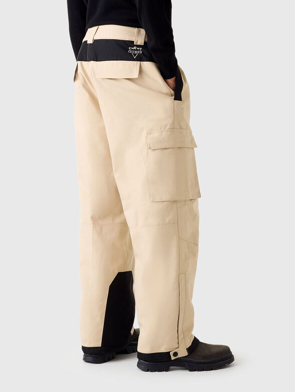 Ski pants with contrasting details - 2