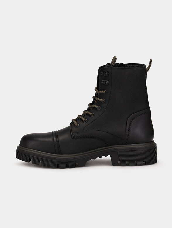 COMBAT black boots with accent laces - 5