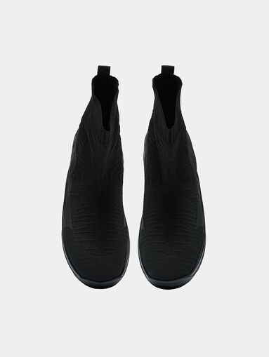 Slip-on boots with logo accent on the heel - 5