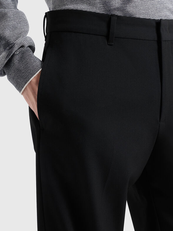 Straight trousers in black - 2