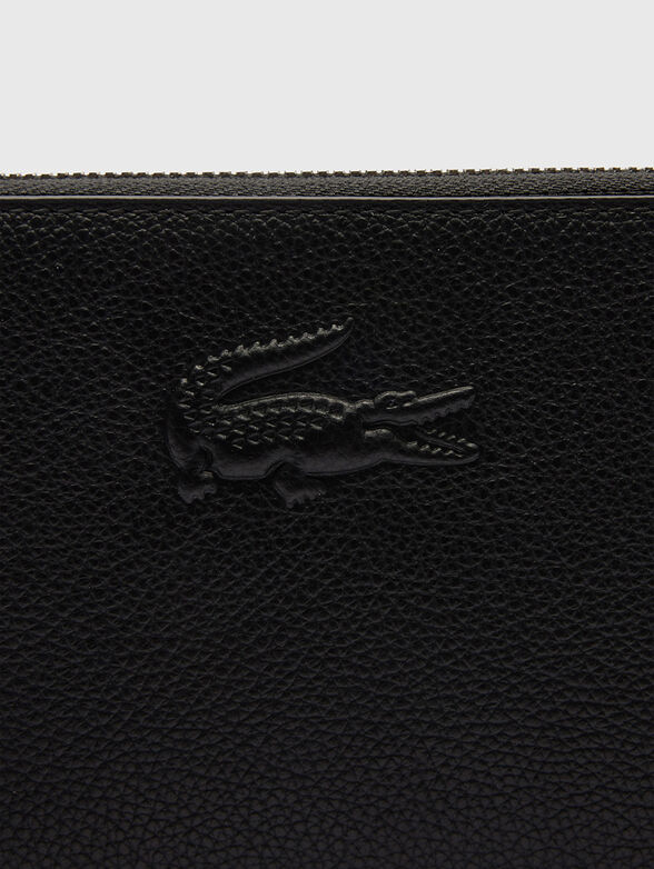 Black wallet with embossed logo detail - 3