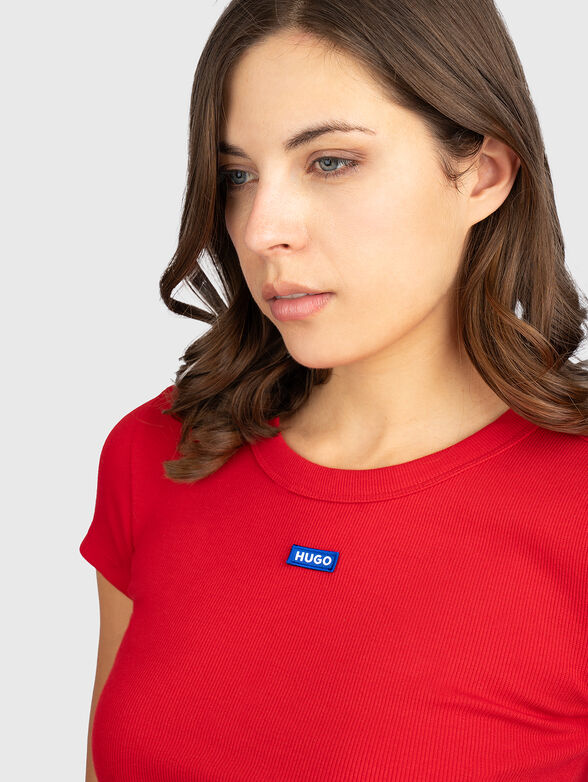 Thin T-shirt with oval neckline - 4