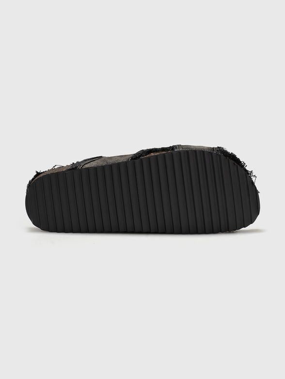 Denim slippers with a bleached effect - 5