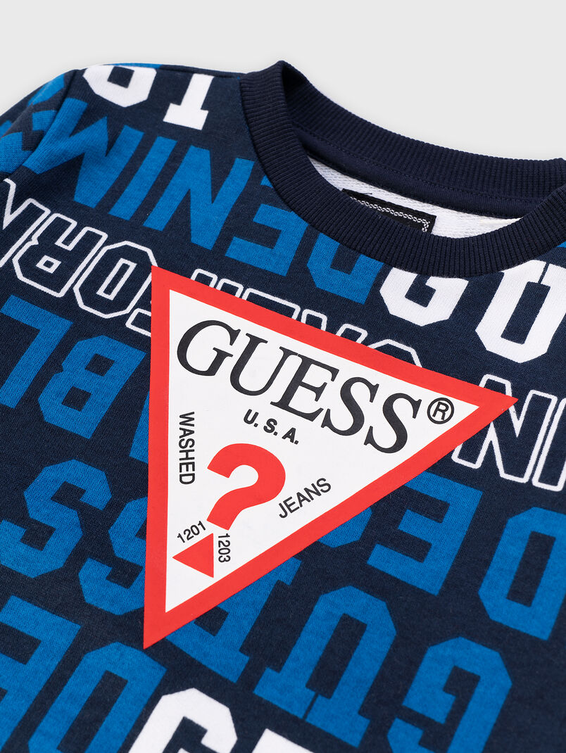 Sweatshirt with front logo - 3