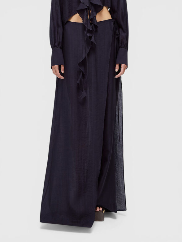 Flared maxi skirt with a slit - 1