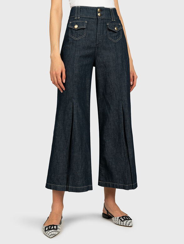 High-wasted jeans with flared legs - 1