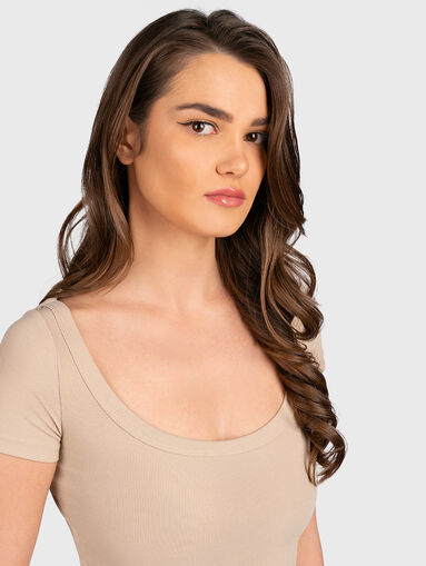 CHERYL JEWEL blouse with accent back - 5