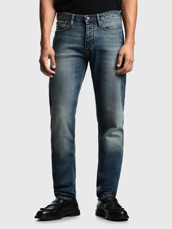 Слим дънки с избелен ефект - 1