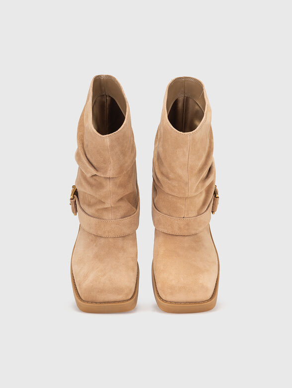 Suede boots with gold details - 6