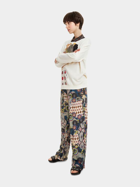 Sweatshirt with art print - 4