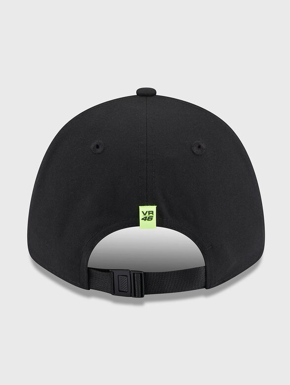 9FORTY V hat with contrast details - 2