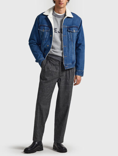 Trousers with checked print - 4