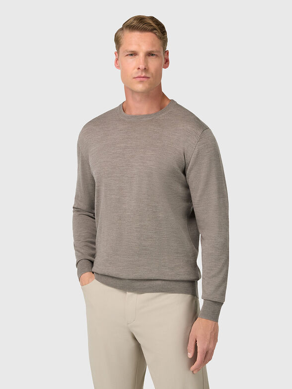 Wool sweater with oval neckline - 1