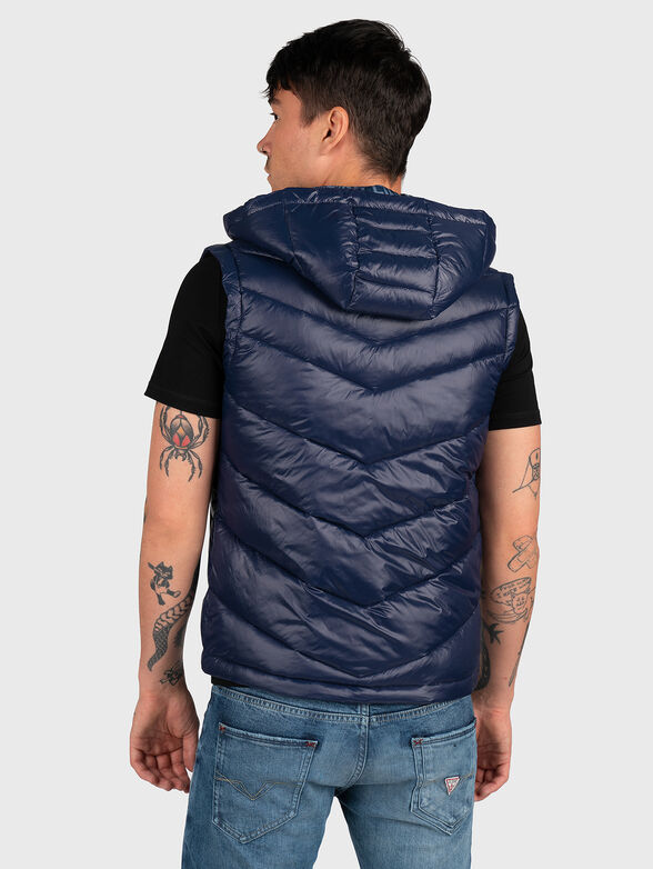Black padded vest with hood and logo patch - 3
