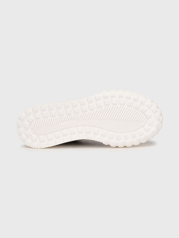 Leather sports shoes with logo details - 5