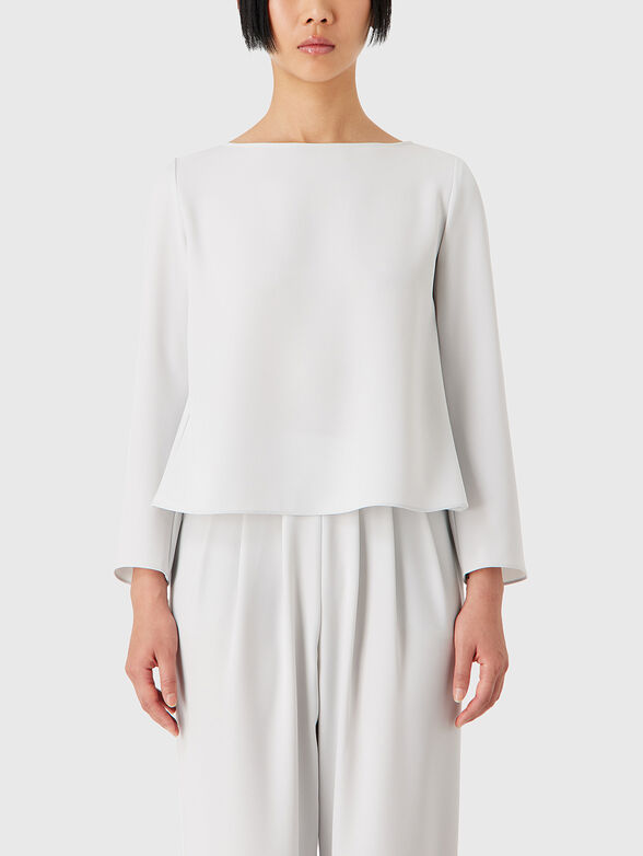 Blouse with contrast ribbon on the back - 1