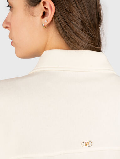 Jacket with golden details - 5