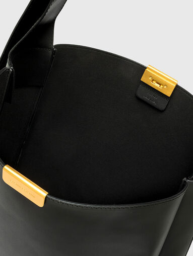 Leather bag - 4