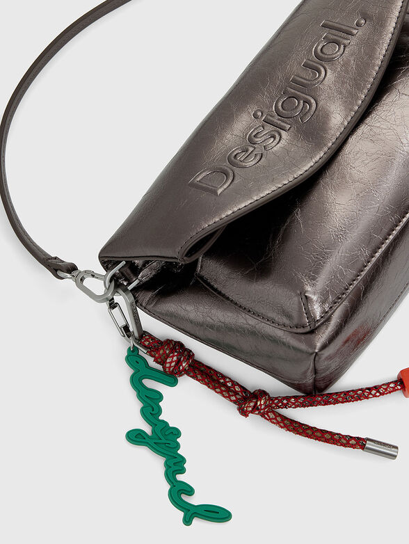 Silver bag with embossed logo  - 5