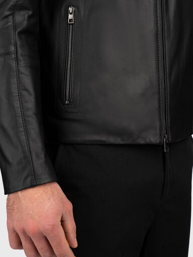 Leather with double zip - 5