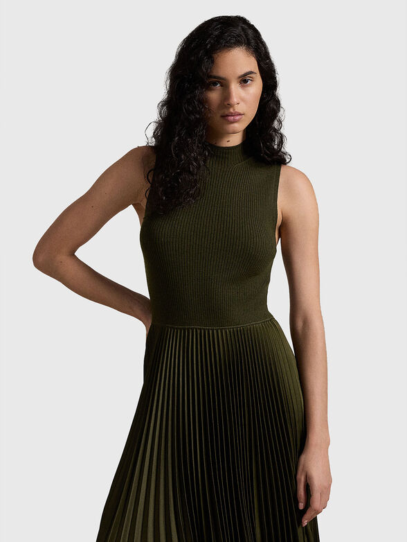 Green midi dress - 4