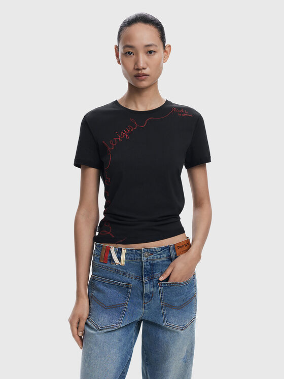 Тениска с контрастна бродерия - 1