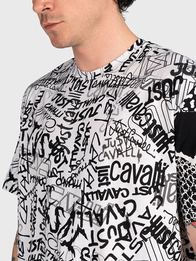 White T-shirt with contrasting logo print - 5