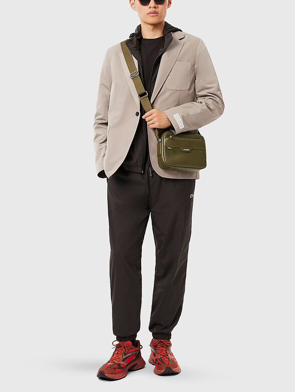 Sports shoes with logo - 2