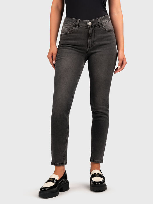 Skinny jeans in grey