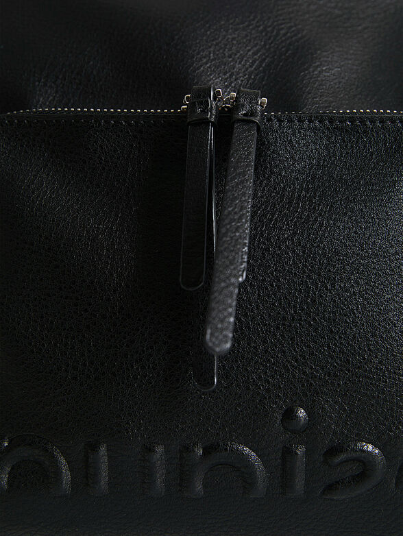 Black shoulder bag with embossed logo - 6