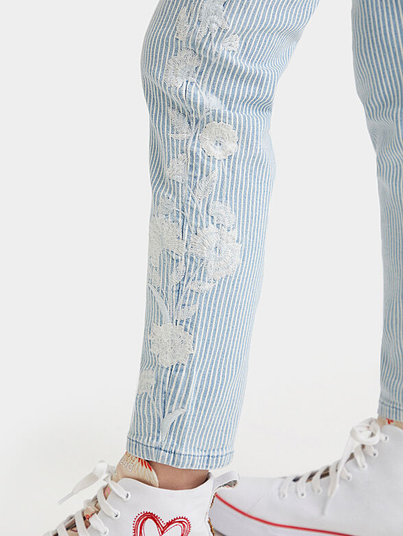 AGRA striped jeans with floral details - 4