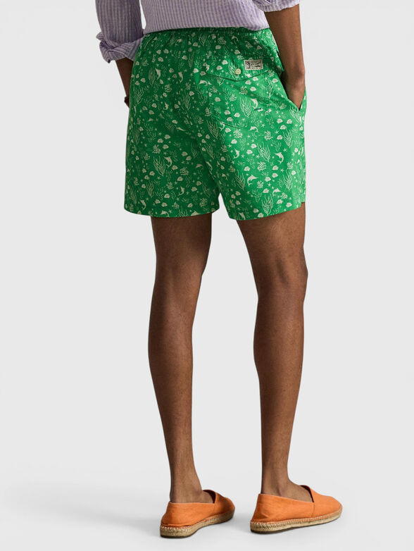 Green beach shorts - 2