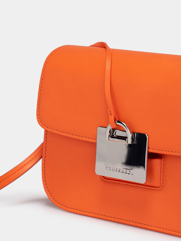 Crossbody bag with metal detail - 6