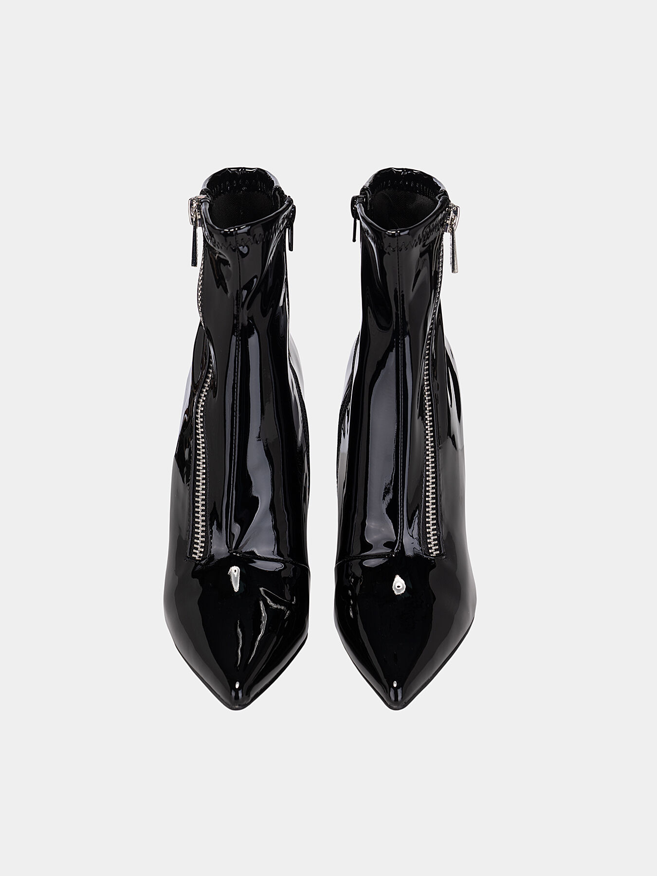 VIRTUOSO heeled ankle boots with patent effect brand STEVE MADDEN Globalbrandsstore en