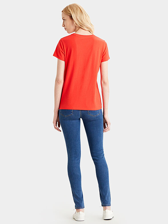 T-shirt in red with logo accent - 2