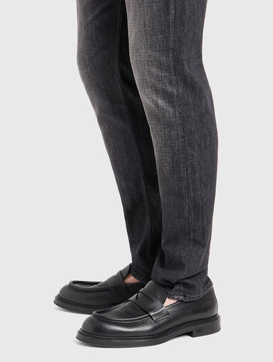 Jeans with washed effect - 4