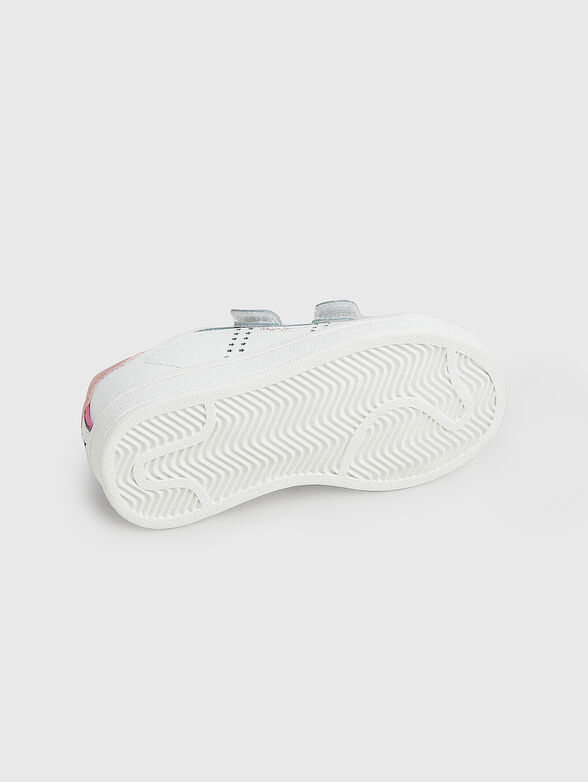 White sneakers - 5