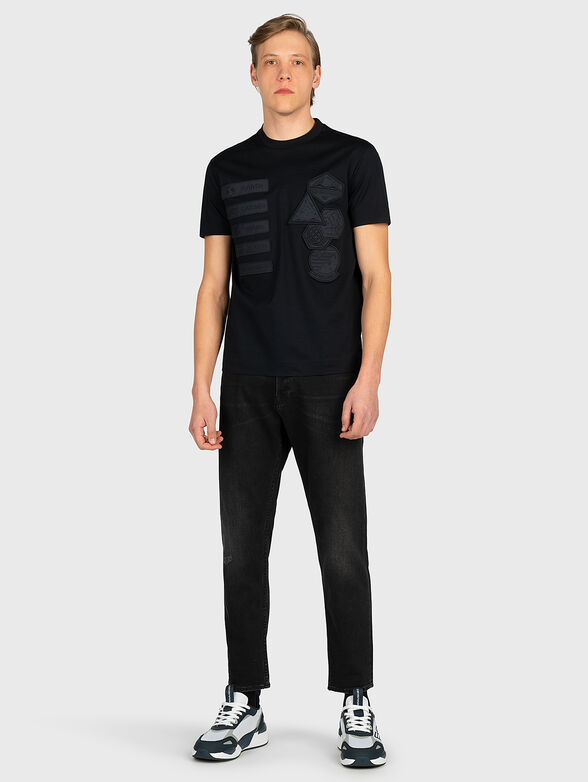 Tapered jeans with wahsed effect - 1